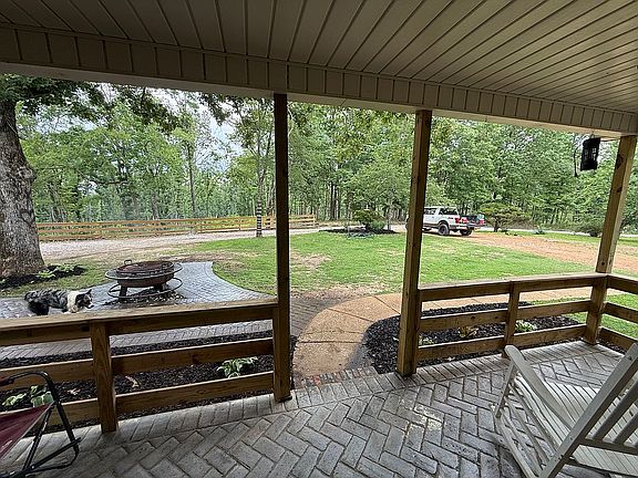 4th image of 265 William Teague Ln
