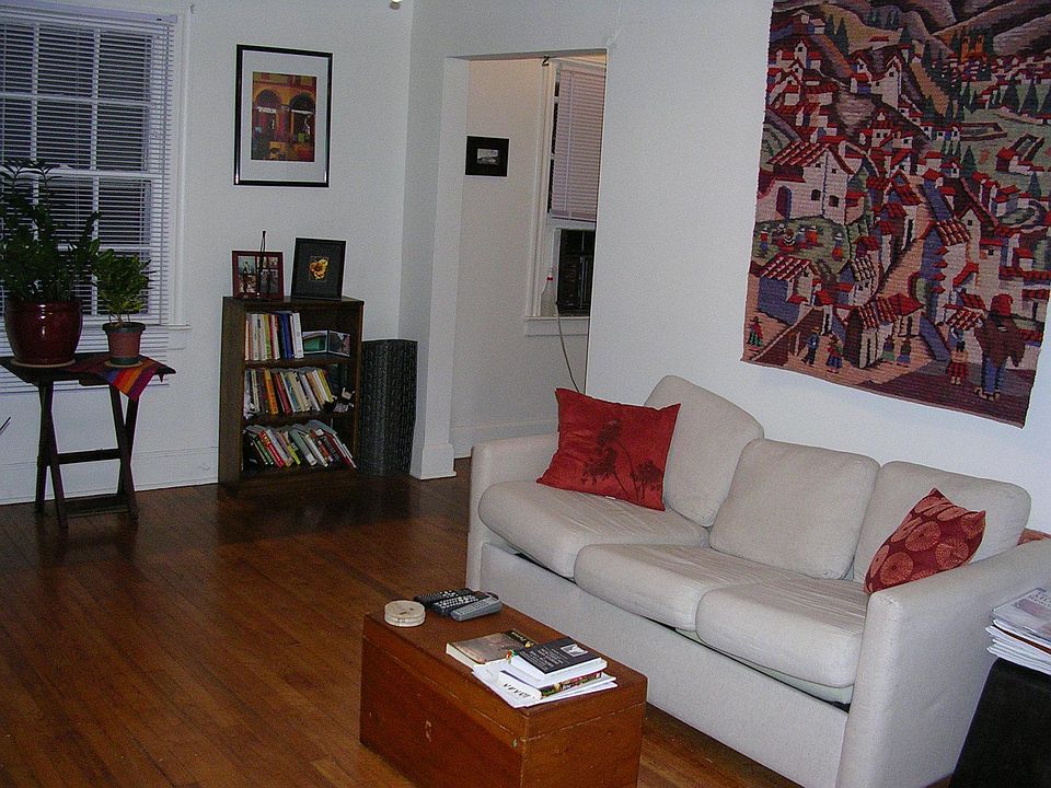 2nd image of 2332 Glendale Ave