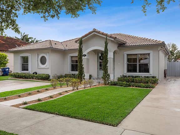 2nd image of 8846 NW 168th Ln
