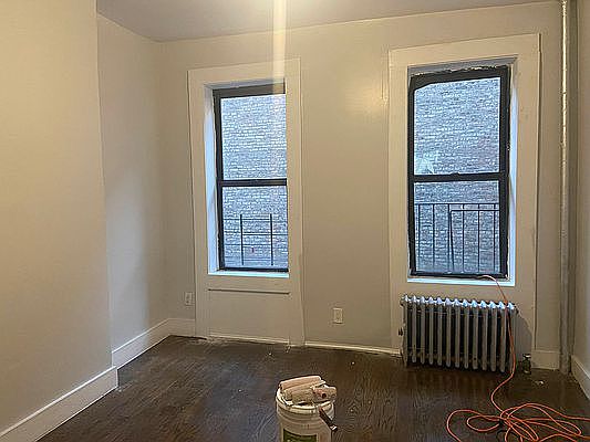 4th image of 1881 Amsterdam Ave #3D