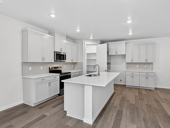 6th image of this home