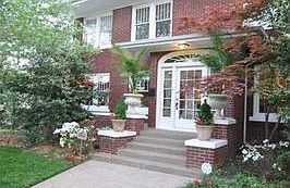 Home for Sale in Oklahoma City, Oklahoma $475,500