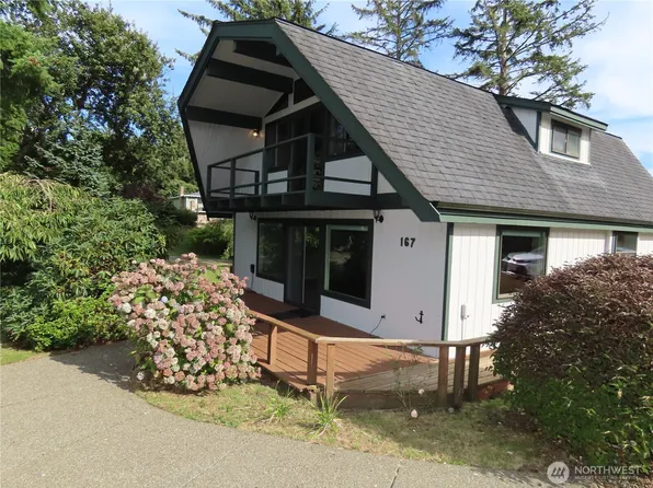 167 E Woodhill Avenue, Westport, WA 98595