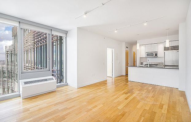 1st image of 554 W 54th St #29I