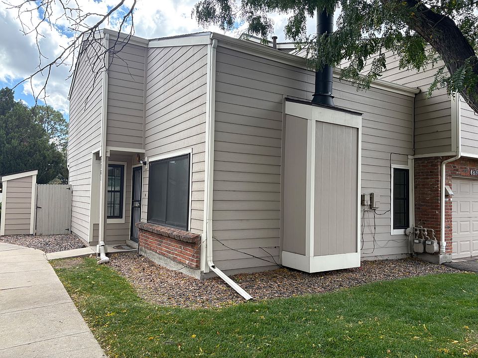 1st image of 8761 Yukon St