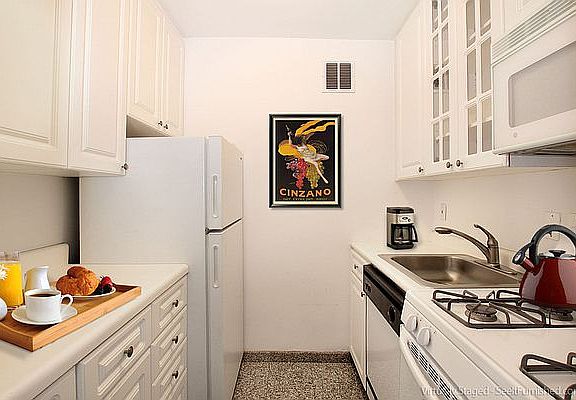 3rd image of 200 E 58th St APT 8G