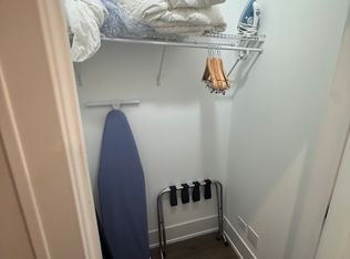 314 S Halsted St #203, Chicago, IL 60661