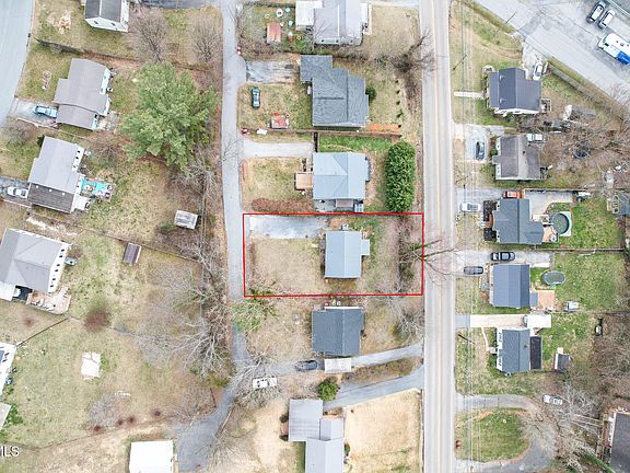 4th image of 1230 Indian Ridge Rd