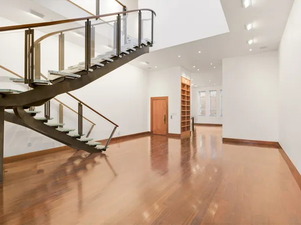 247 Central Park West image 13 of 29