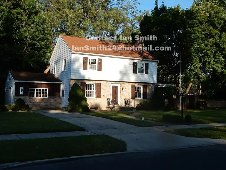 155 E Park St — Photo 1