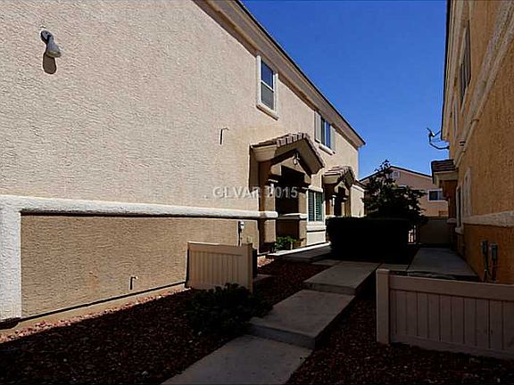 2nd image of 3212 Regal Swan Pl Unit 2