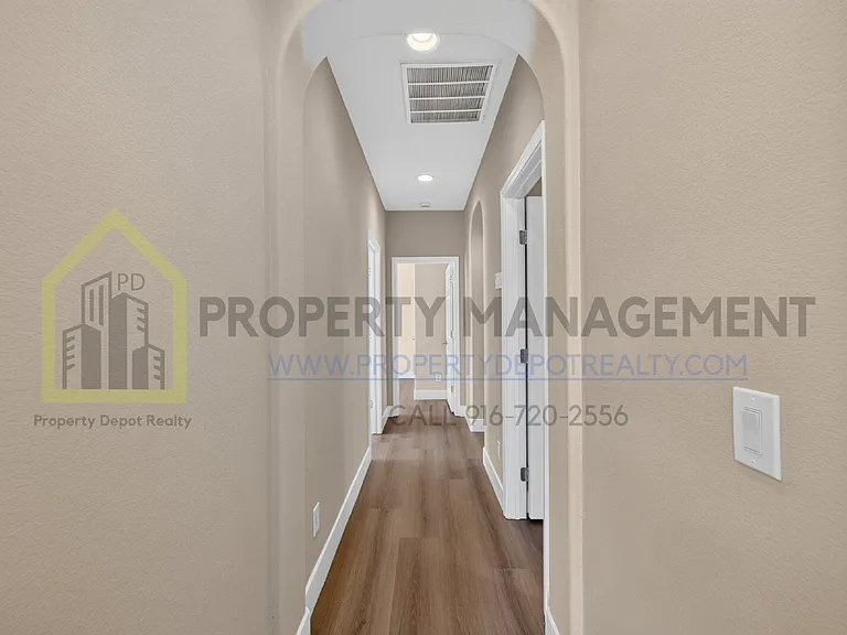 1570 Charm Way — Photo 45
