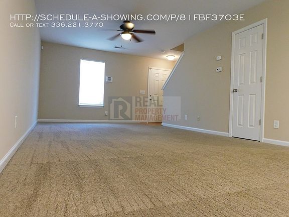 2nd image of 1017 Meadow Oak Dr