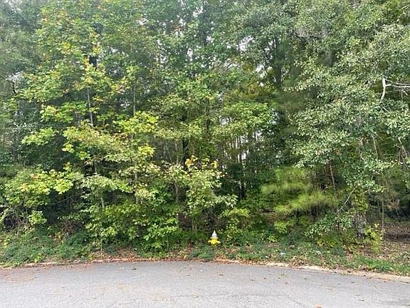 4th image of 202 Cambridge Way