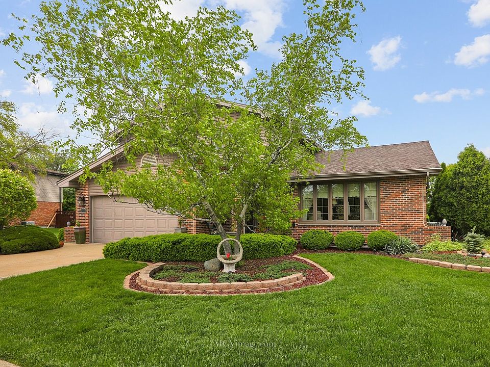 1st image of 12720 W West Hank Ct