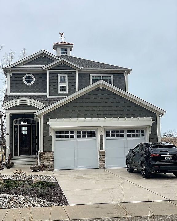 1st image of 84 Grand Blvd