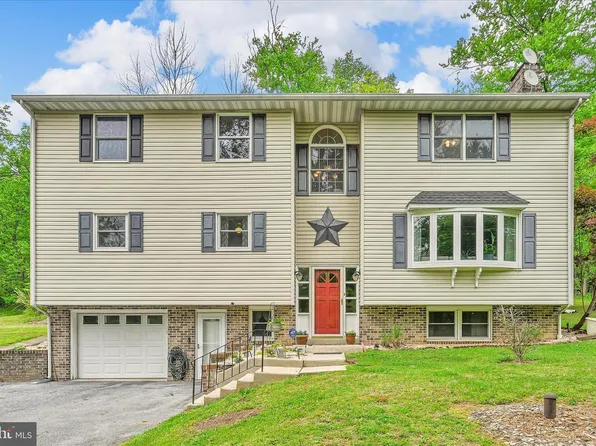 5220 Oley Turnpike Rd, Reading, PA 19606