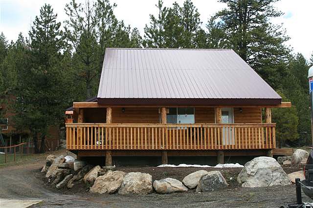 1st image of 3100 Vista Ln