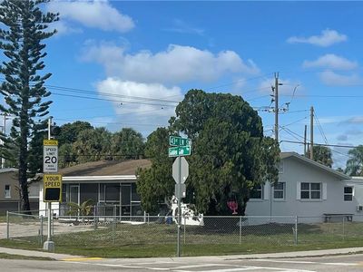 4375 Golden Gate PKWY, Naples, FL, 34116