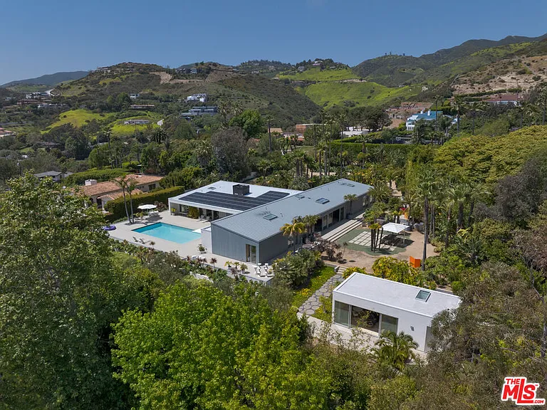 27044 Sea Vista Dr — Photo 5