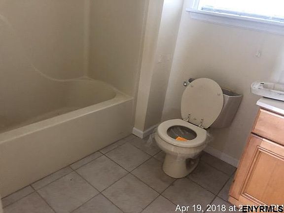 4th image of 154 Route 9p