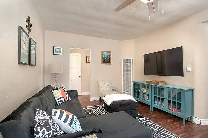 719 Whiting Ct #1 — Photo 13