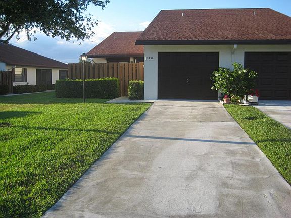 3rd image of 3830 Cocoloba Ln