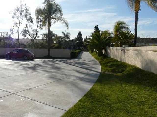 2nd image of 1529 Country Vistas Ln