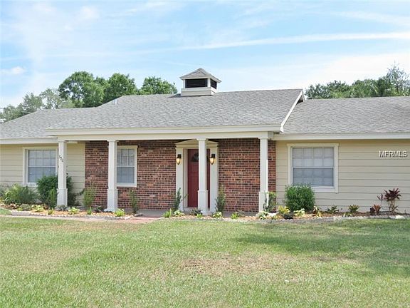 3rd image of 396 Coleman Dr
