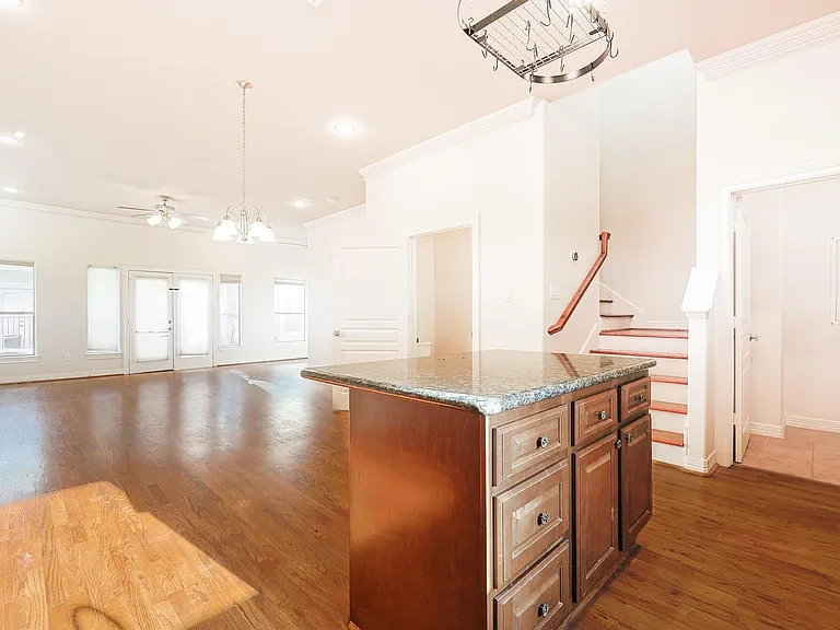 2540 Prospect St #C — Photo 14