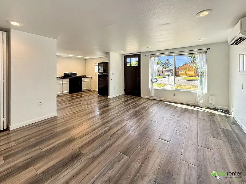 2 bed, 1.0 bath, 640 sqft, $1,495 — Photo 4