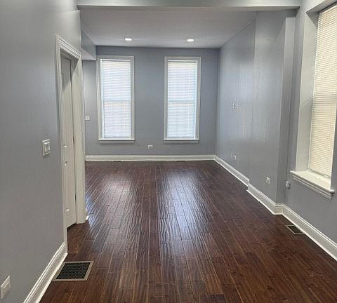 2nd image of 2425 W Polk St APT 1