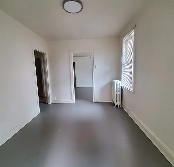 712 W King St #2 — Photo 8