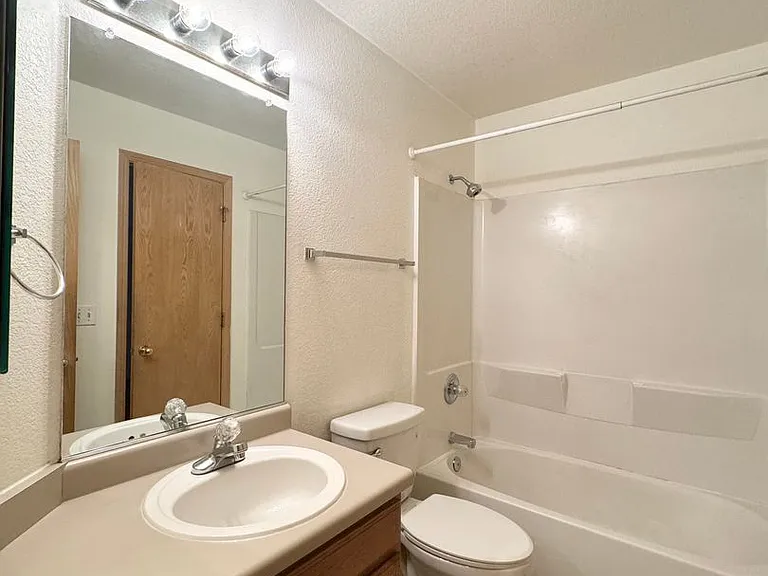 4152 Lookout Dr — Photo 8