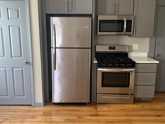 2nd image of 33 Marietta St APT 3