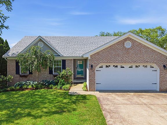 3rd image of 112 Harp Ct