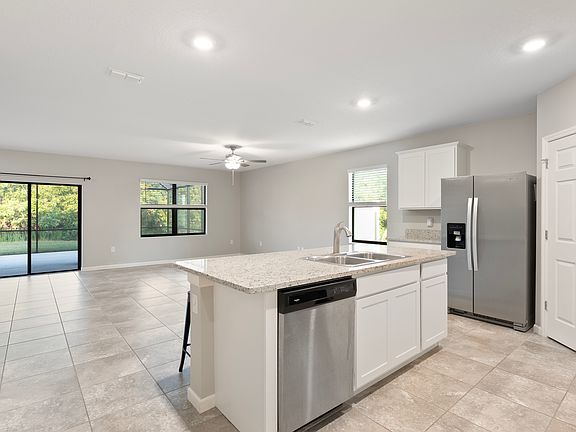 3rd image of 760 Remington Green Dr SE