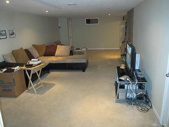 4th image of 5830 Philadelphia Dr