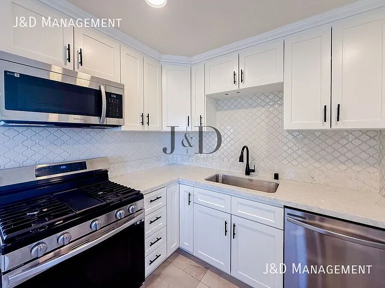 4915 Coconino Way #COC4915 — Photo 2