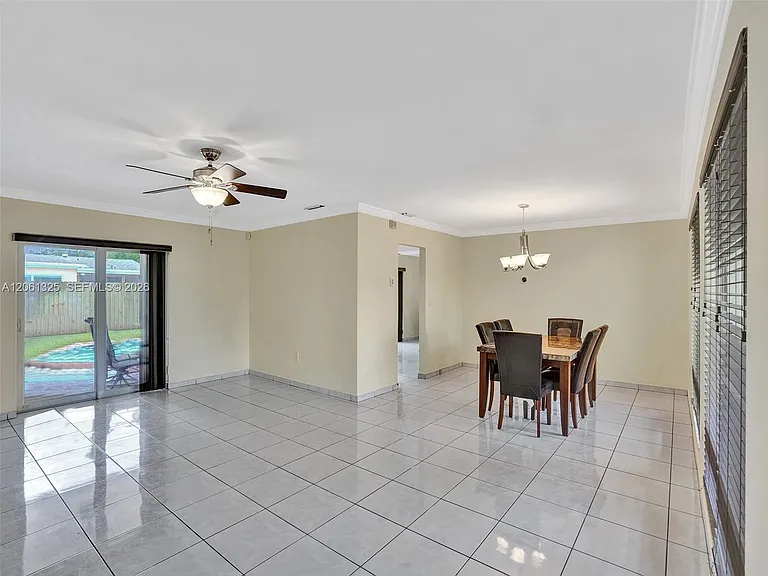 7600 Grandview Blvd — Photo 3