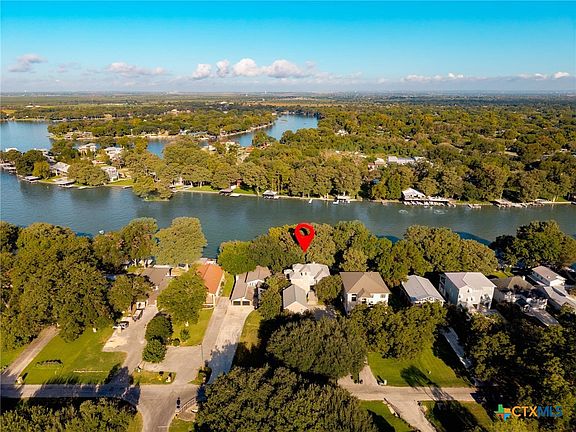 4th image of 244 Lake Ridge Dr