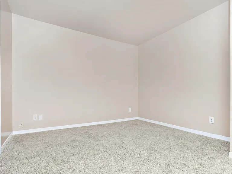 3 bed 2 bath interior