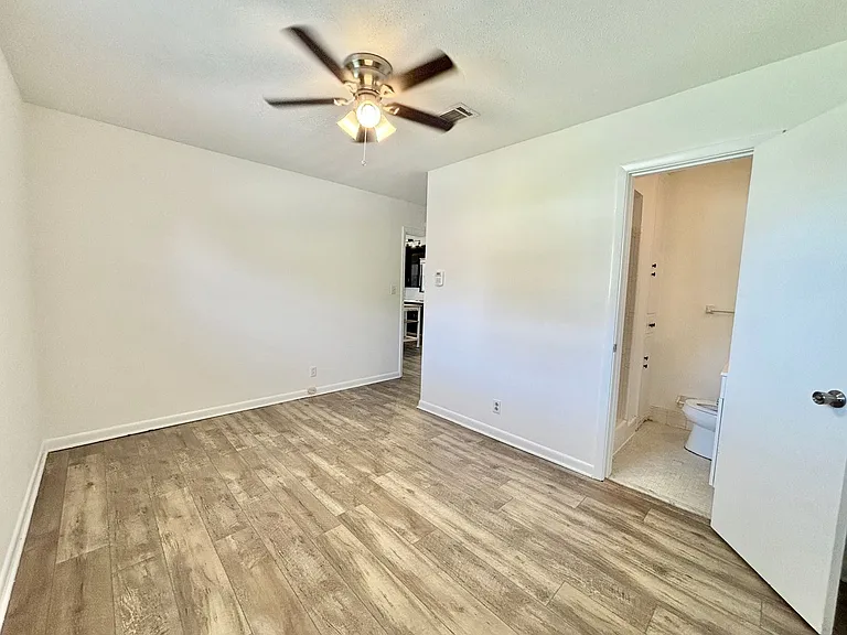 3460 Rothschild Dr — Photo 10
