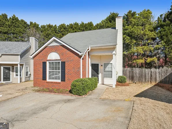 1346 Yorkshire Ln, Woodstock, GA 30188