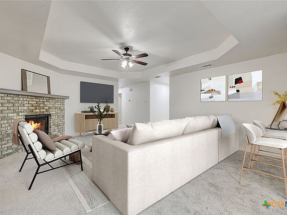 4th image of 302 Appaloosa Dr