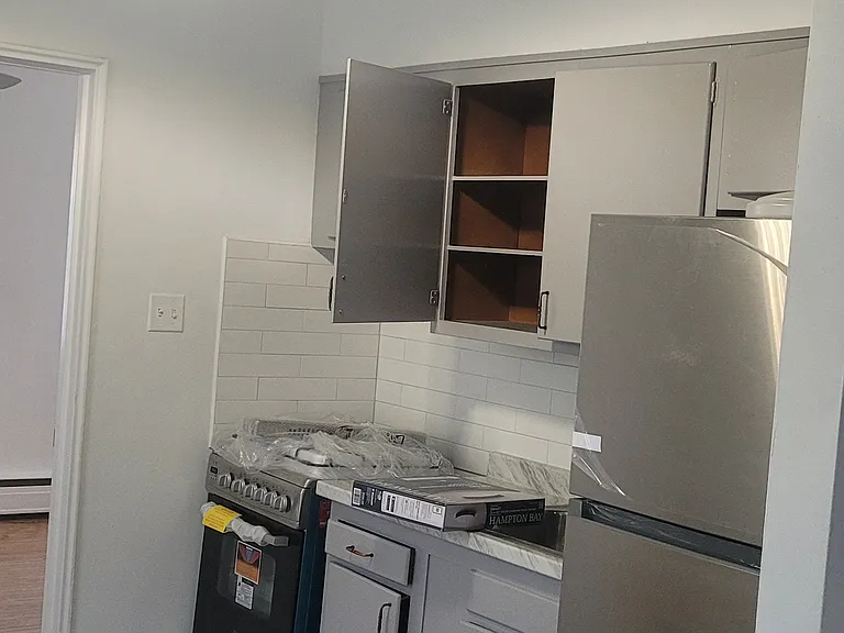 7712 Watson St #3 — Photo 8