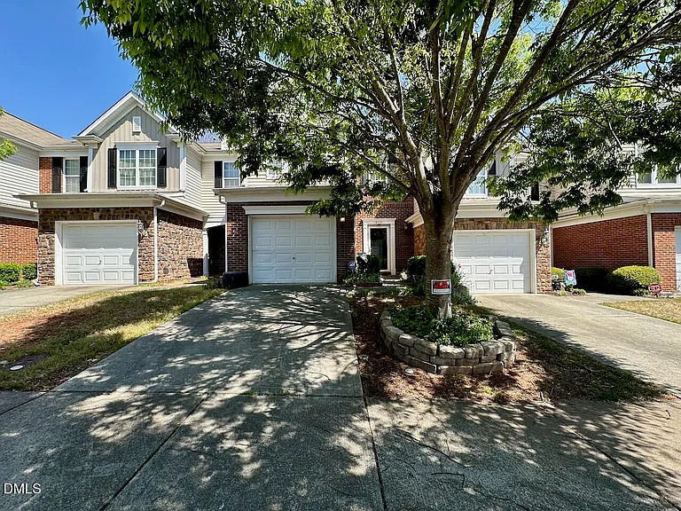 8318 Pilots View Dr — Photo 2