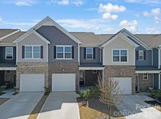 8027 Scarlet Maple Ln, Tega Cay, SC 29708