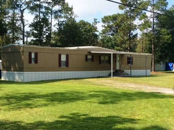 1441 Beachmont Dr, Lake Charles, LA 70611