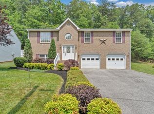 4161 Daugherty Rd, Salem, VA 24153